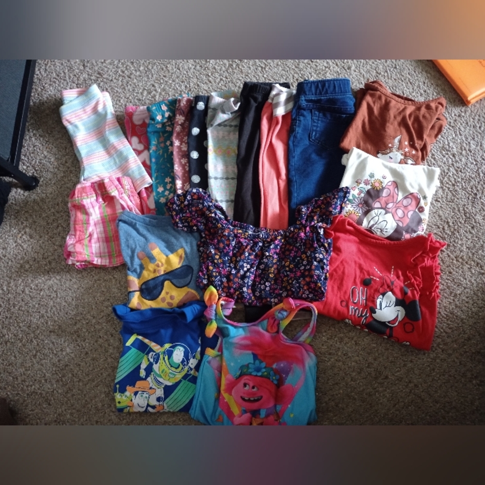 17 piece girls lot